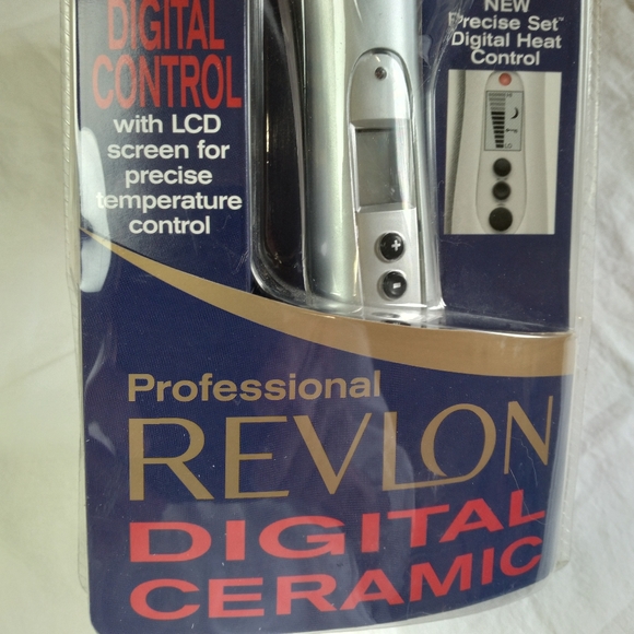 NEW Revlon Digital 3/4" Ceramic Styling Iron - Picture 9 of 15